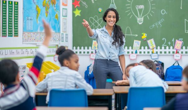Learning with GCC licensed Early Age Teacher